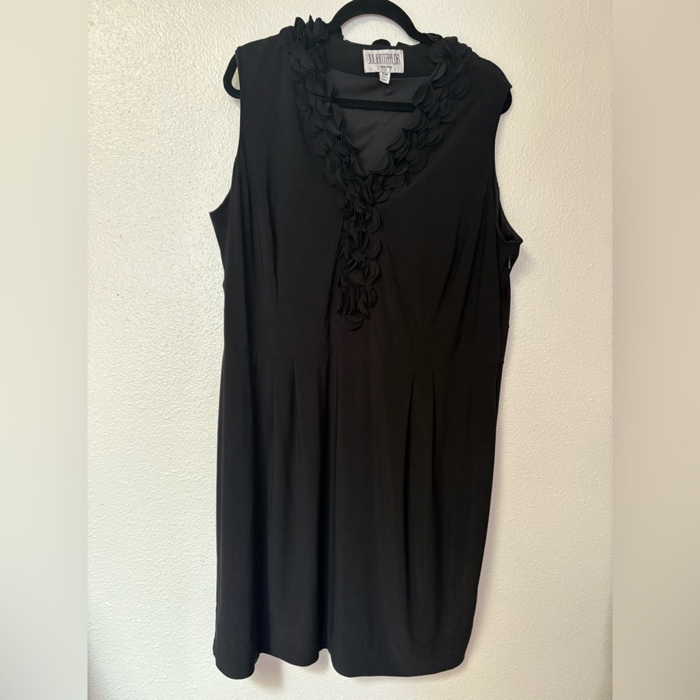 Julian Taylor New York dress black 20W